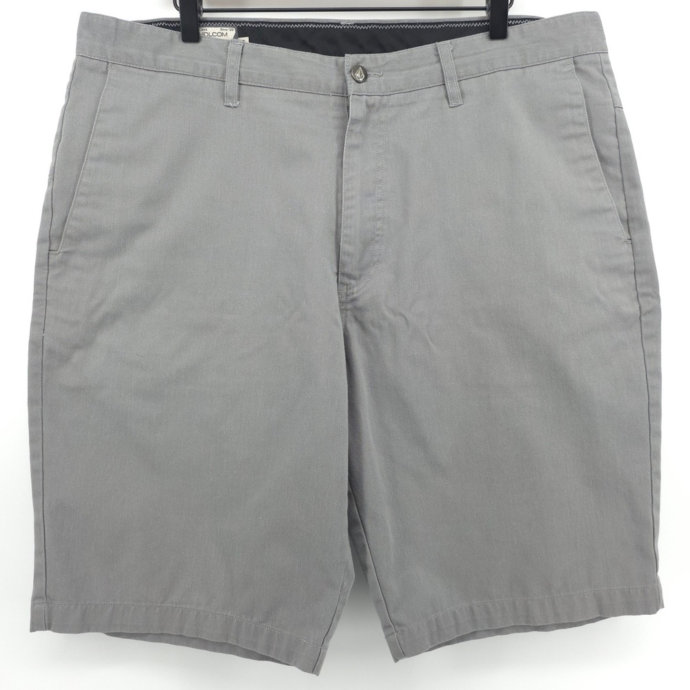 Volcom Corpo Class Mens Chino Shorts 38 Gray Skateboard Skate Casual Streetwear